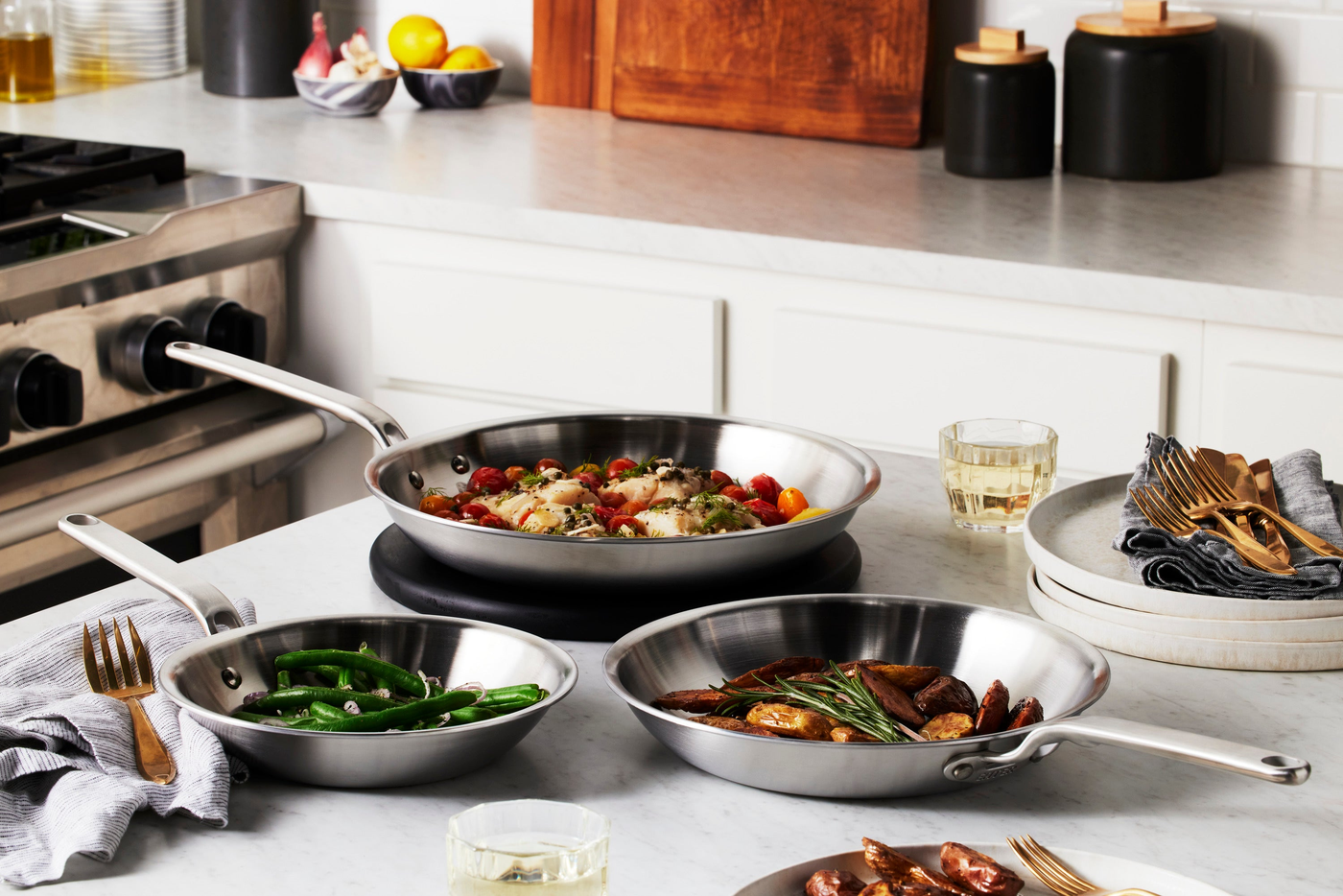 Skillets, Fry Pans, Saute Pans Shop